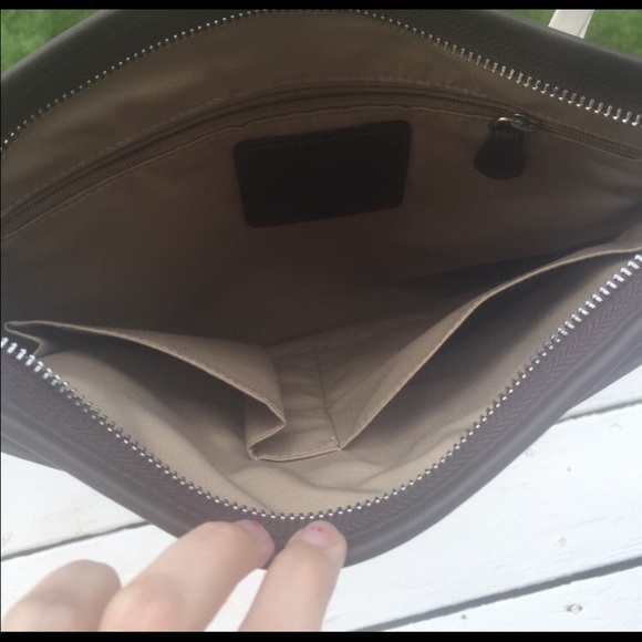 NWT never used Coach crossbody - Picture 6 of 8